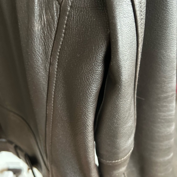 Club Monaco brown leather jacket in good condition - Picture 6 of 10